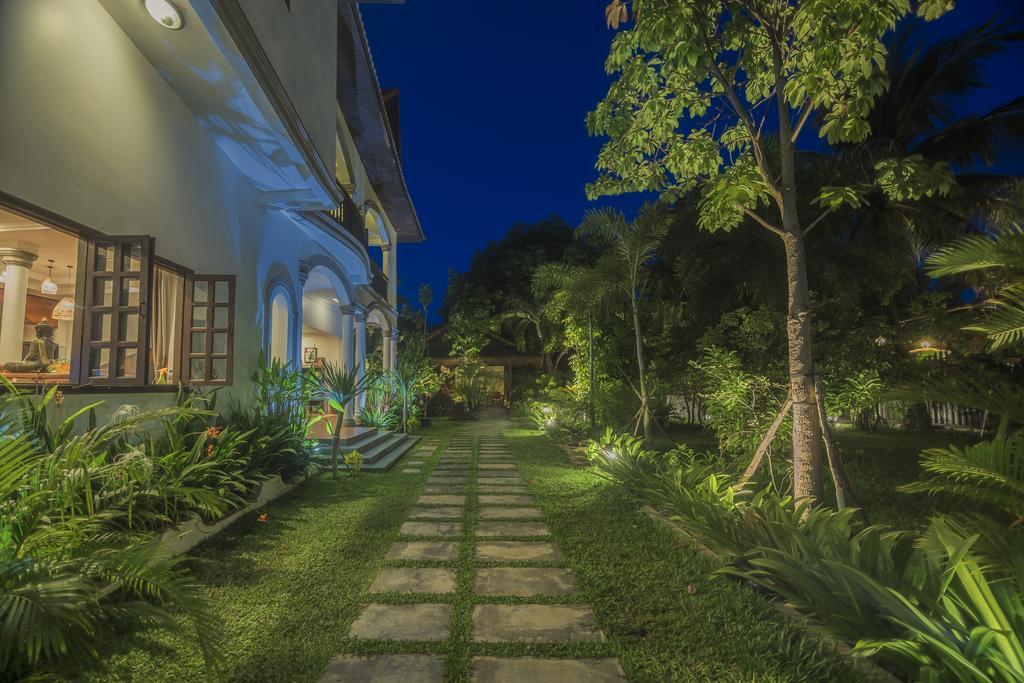 Angkor Yellow Villa Siem Reap Exterior foto