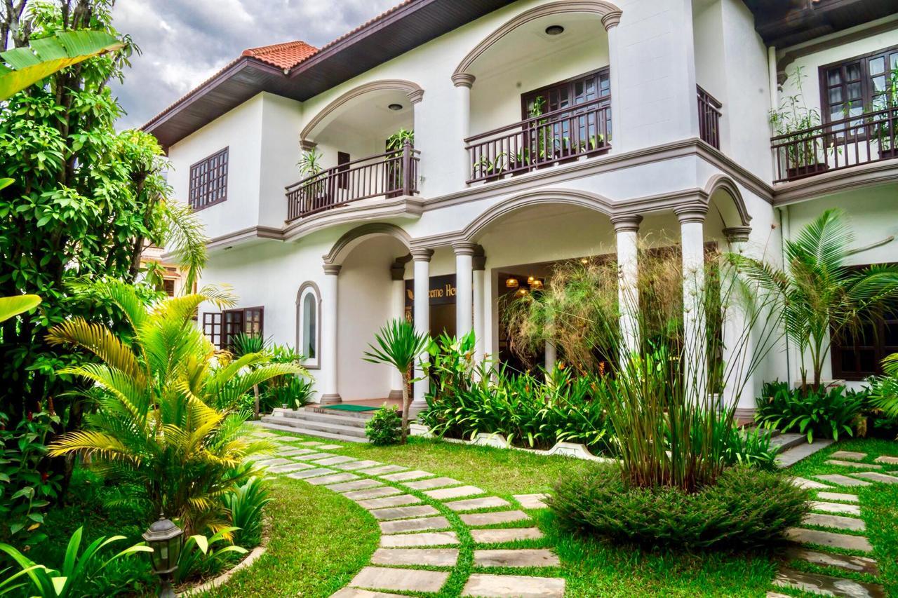 Angkor Yellow Villa Siem Reap Exterior foto