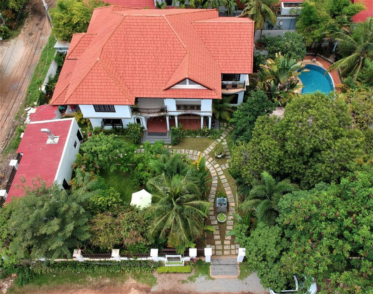 Angkor Yellow Villa Siem Reap Exterior foto