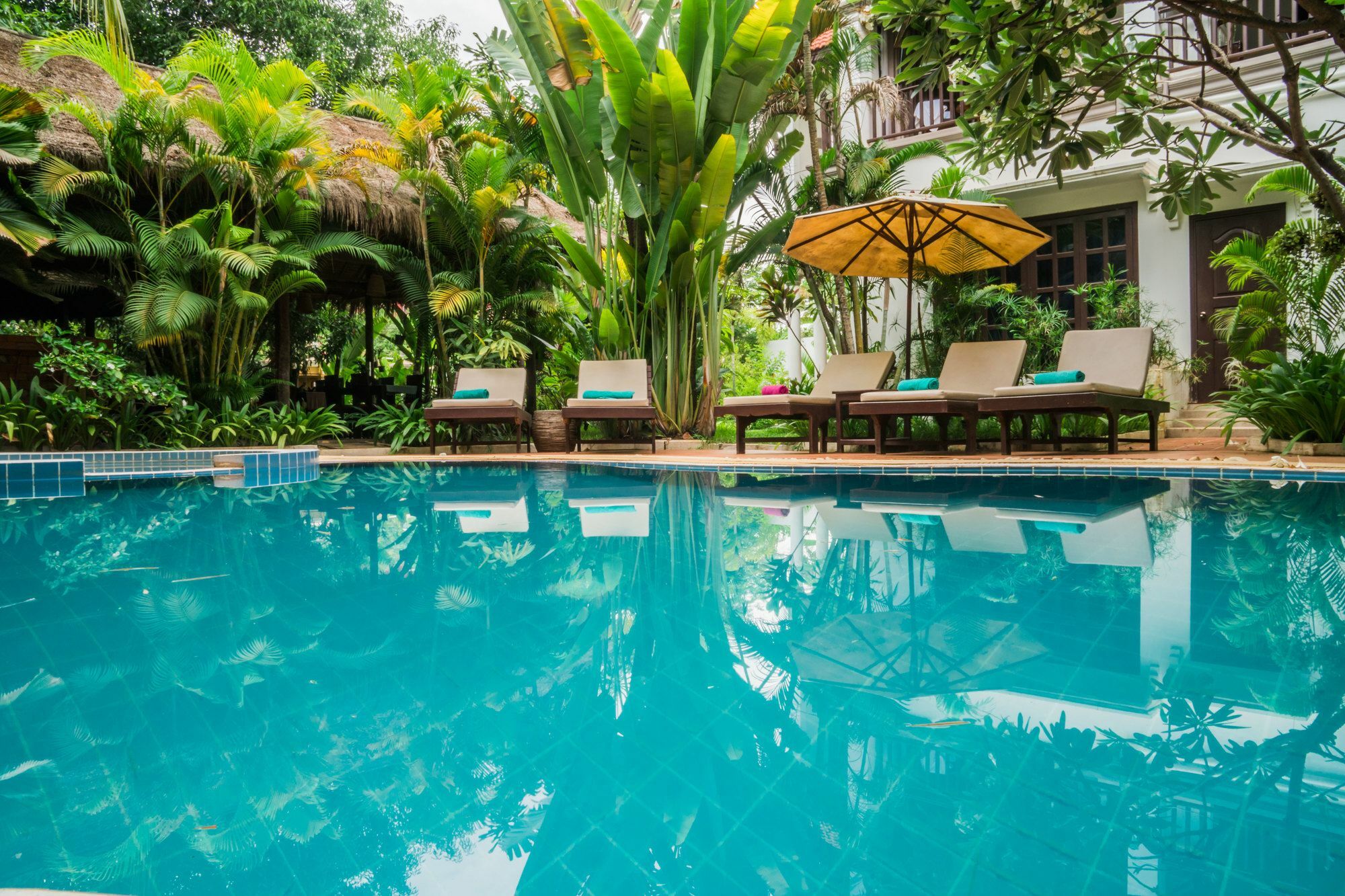 Angkor Yellow Villa Siem Reap Exterior foto
