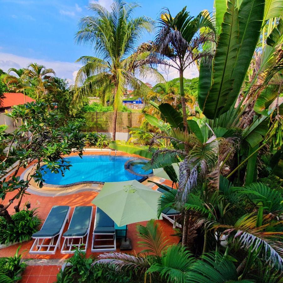 Angkor Yellow Villa Siem Reap Exterior foto